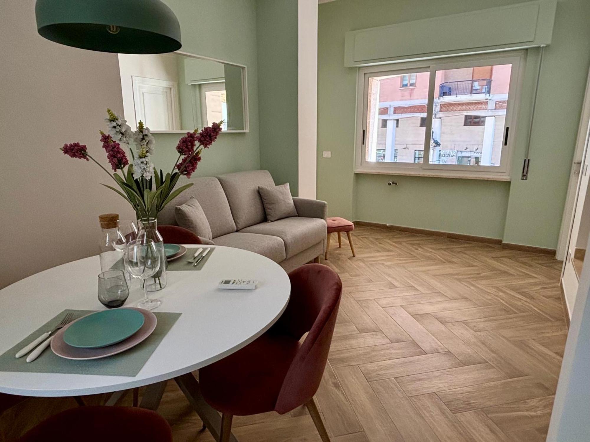 Corso Marconi Boutique Apartment - Luxury Central Apartment Next To The Port Civitavecchia Exterior foto