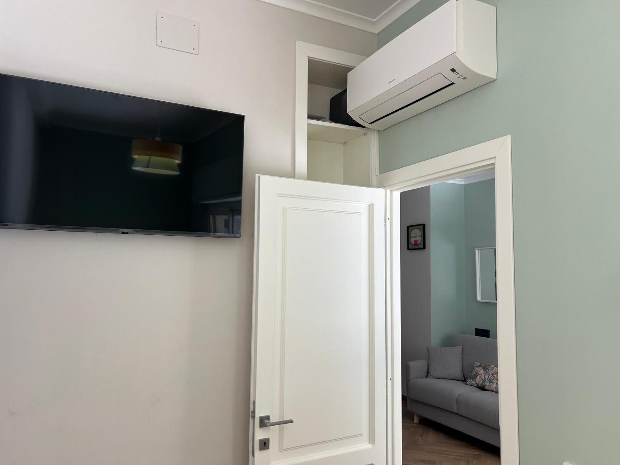Corso Marconi Boutique Apartment - Luxury Central Apartment Next To The Port Civitavecchia Exterior foto